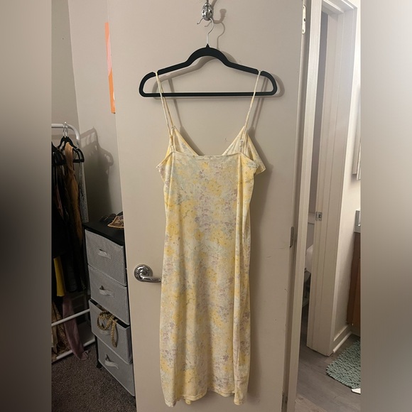 H&M Dress - Picture 2 of 5